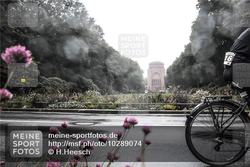 13.09.2026 - Stadtparktriathlon H.Heesch http://msf.ph/oto/10289074 13.09.2026 12:51:07 Radfahren 1097, 1113, 1139, 1141, 1167, 1216 meine-sportfotos.de