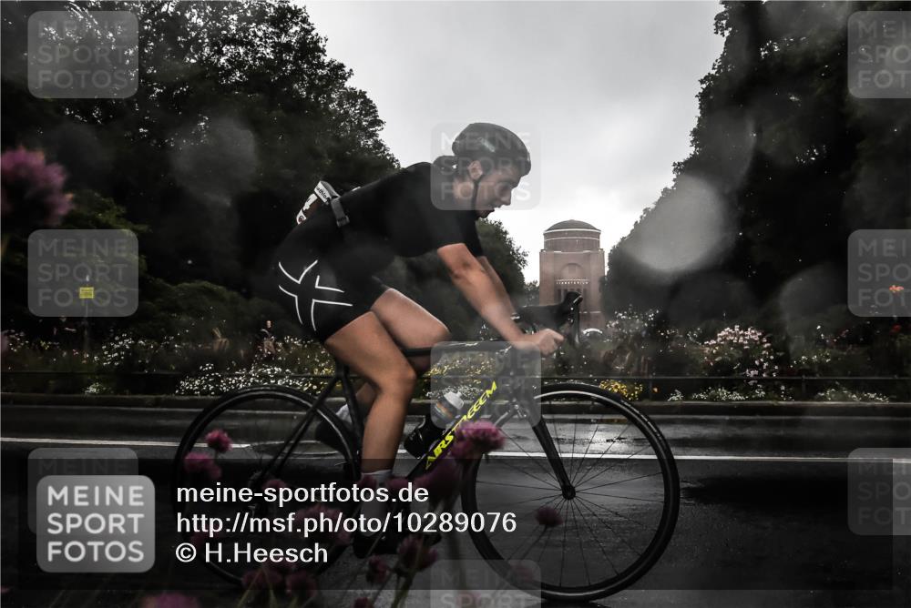 13.09.2026 - Stadtparktriathlon H.Heesch http://msf.ph/oto/10289076 13.09.2026 11:40:45 Radfahren 738, 744, 750, 802 meine-sportfotos.de