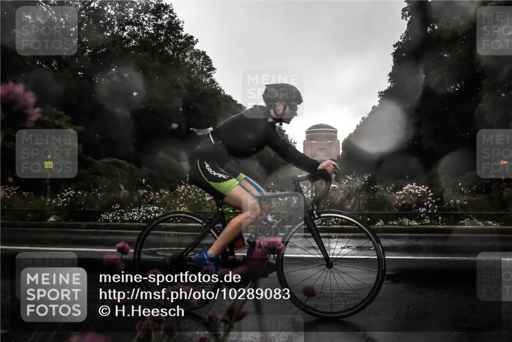 13.09.2026 - Stadtparktriathlon H.Heesch http://msf.ph/oto/10289083 13.09.2026 11:40:47 Radfahren 738, 744, 750, 802 meine-sportfotos.de