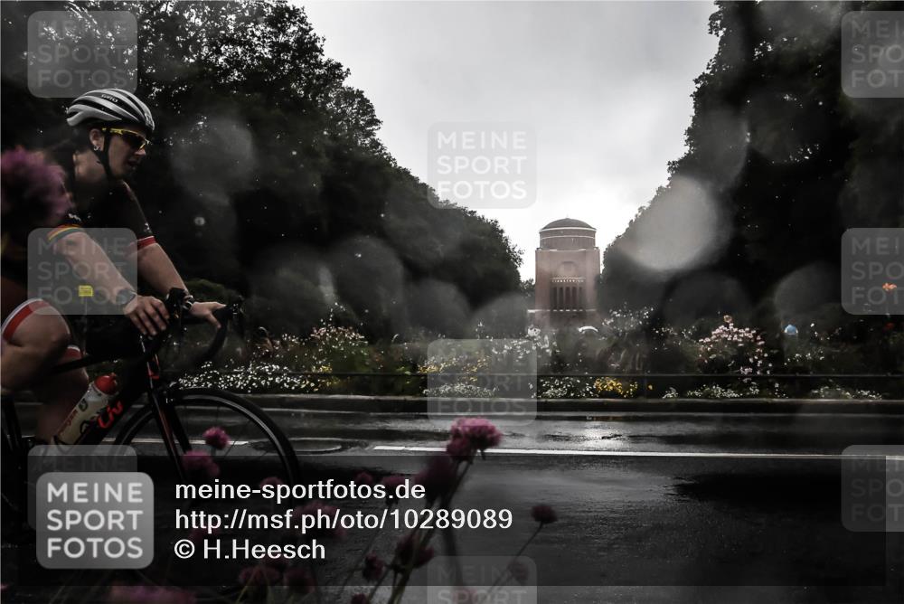 13.09.2026 - Stadtparktriathlon H.Heesch http://msf.ph/oto/10289089 13.09.2026 11:40:56 Radfahren 755, 766 meine-sportfotos.de