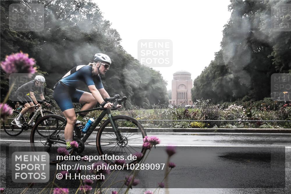 13.09.2026 - Stadtparktriathlon H.Heesch http://msf.ph/oto/10289097 13.09.2026 12:51:31 Radfahren 1073, 1077, 1117, 1239, 1278 meine-sportfotos.de