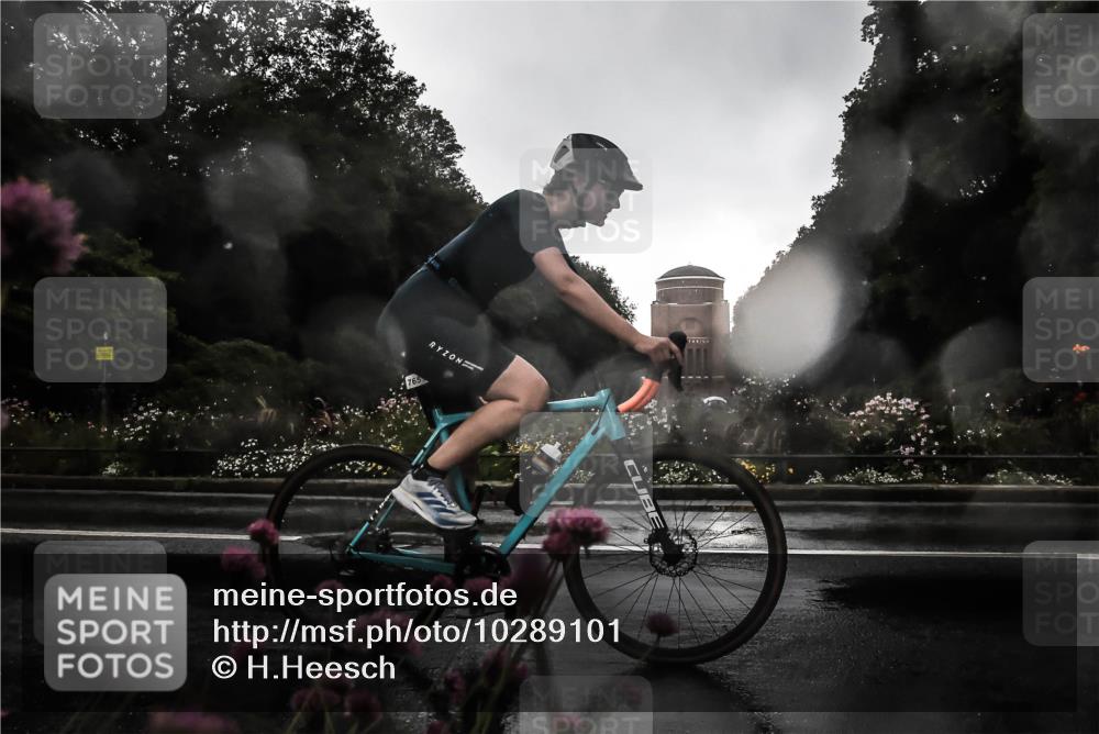 13.09.2026 - Stadtparktriathlon H.Heesch http://msf.ph/oto/10289101 13.09.2026 11:41:01 Radfahren 594, 700, 765, 766, 770, 885 meine-sportfotos.de