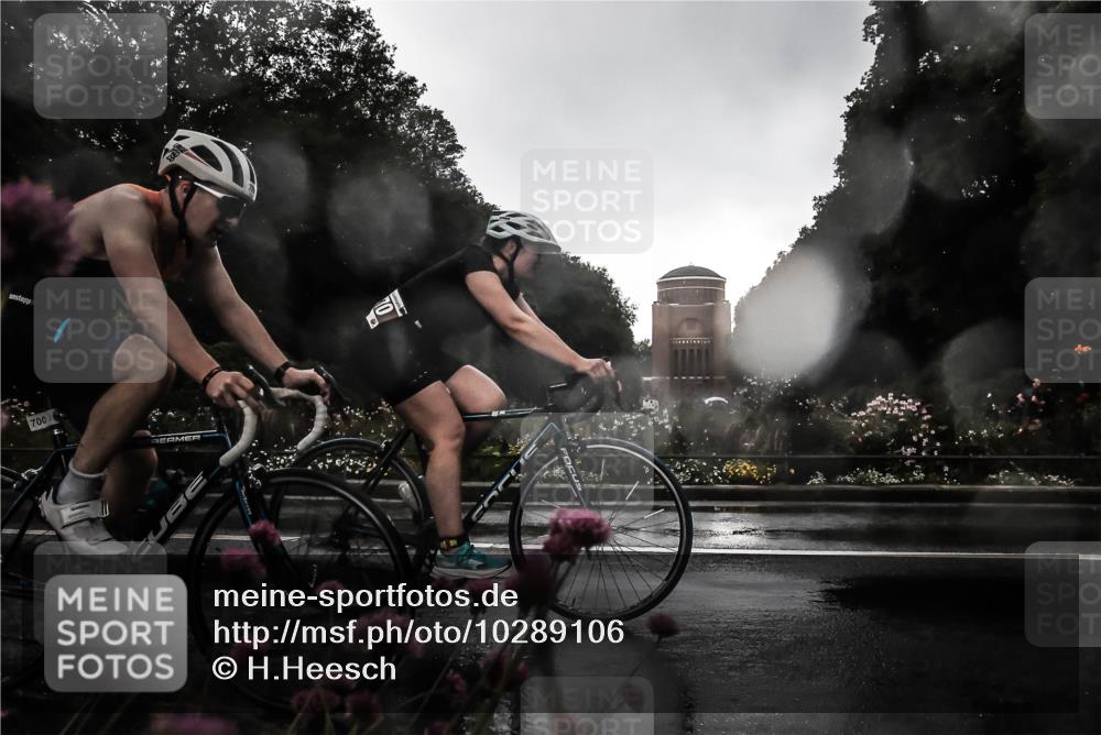 13.09.2026 - Stadtparktriathlon H.Heesch http://msf.ph/oto/10289106 13.09.2026 11:41:04 Radfahren 594, 700, 765, 770, 885 meine-sportfotos.de