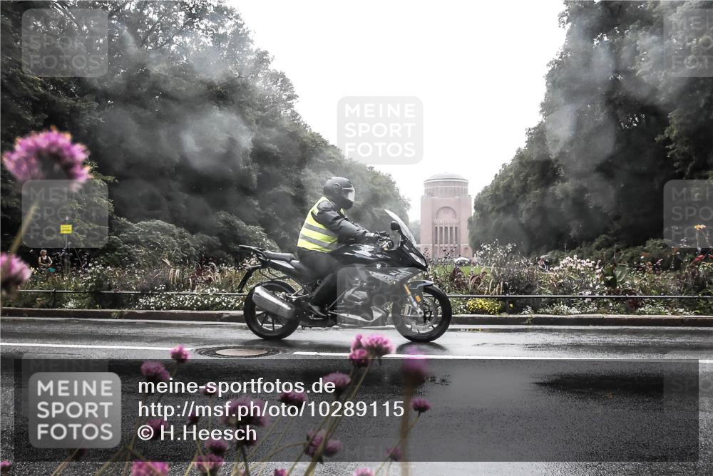 13.09.2026 - Stadtparktriathlon H.Heesch http://msf.ph/oto/10289115 13.09.2026 12:51:36 Radfahren 1073, 1117, 1277 meine-sportfotos.de