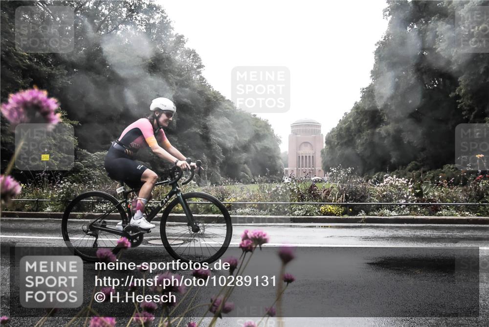 13.09.2026 - Stadtparktriathlon H.Heesch http://msf.ph/oto/10289131 13.09.2026 12:51:44 Radfahren 1132, 1181, 1256, 1290, 1293 meine-sportfotos.de