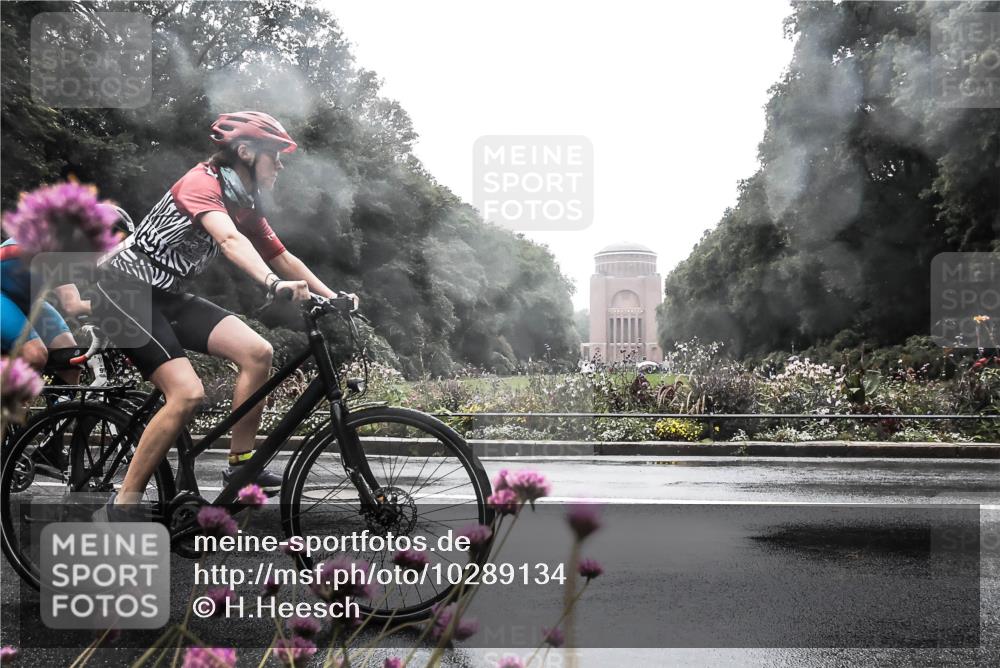13.09.2026 - Stadtparktriathlon H.Heesch http://msf.ph/oto/10289134 13.09.2026 12:51:46 Radfahren 1090, 1132, 1181, 1256, 1290, 1293 meine-sportfotos.de