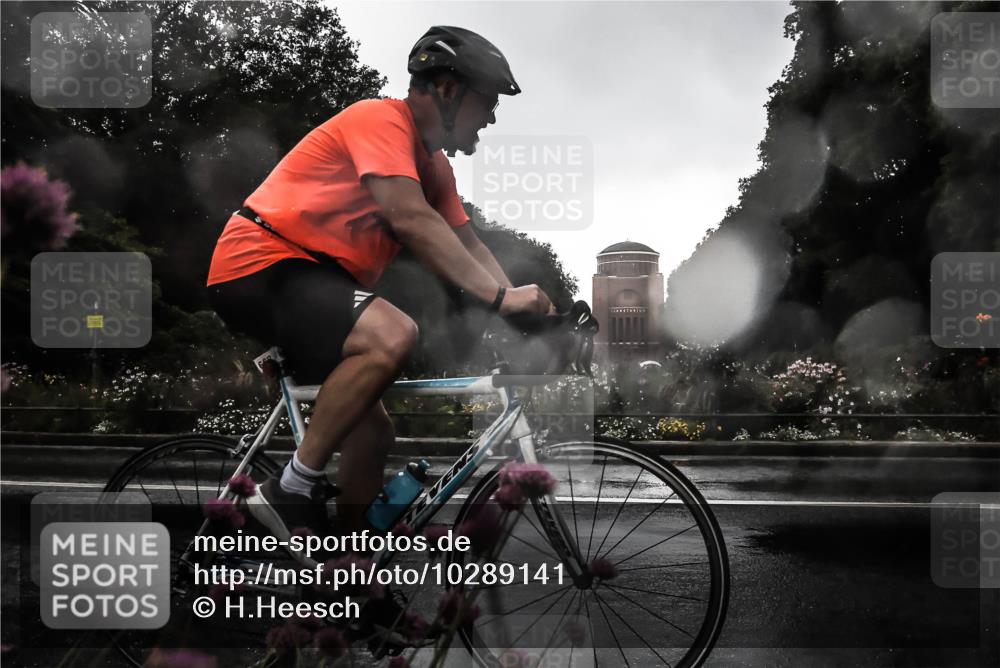13.09.2026 - Stadtparktriathlon H.Heesch http://msf.ph/oto/10289141 13.09.2026 11:41:23 Radfahren 658, 934 meine-sportfotos.de