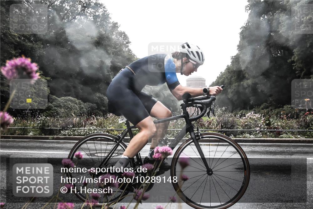 13.09.2026 - Stadtparktriathlon H.Heesch http://msf.ph/oto/10289148 13.09.2026 12:51:48 Radfahren 1090, 1132, 1181, 1256, 1293 meine-sportfotos.de