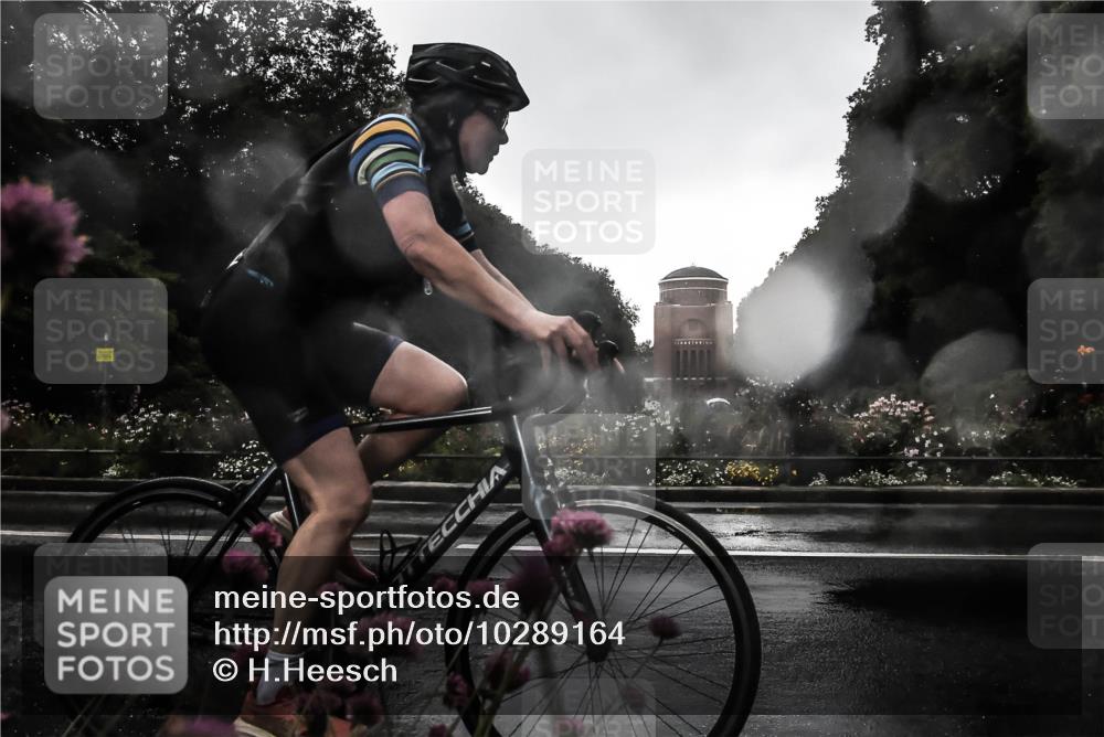 13.09.2026 - Stadtparktriathlon H.Heesch http://msf.ph/oto/10289164 13.09.2026 11:41:40 Radfahren 714, 773, 891 meine-sportfotos.de