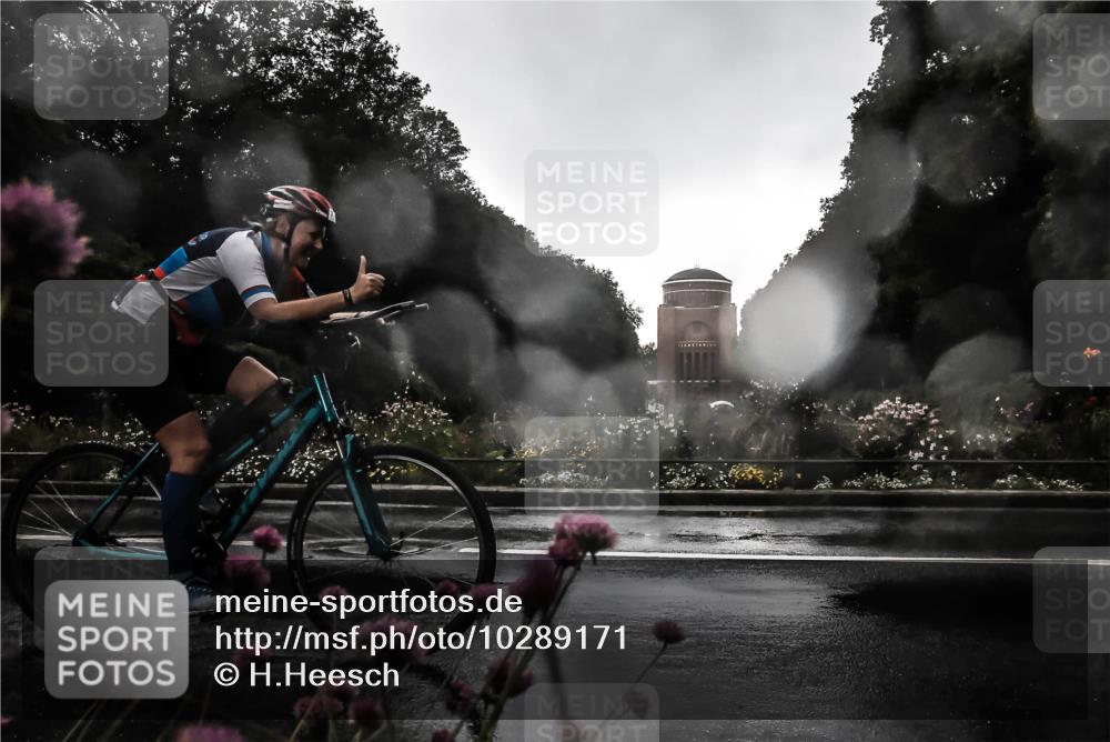 13.09.2026 - Stadtparktriathlon H.Heesch http://msf.ph/oto/10289171 13.09.2026 11:41:47 Radfahren 767 meine-sportfotos.de