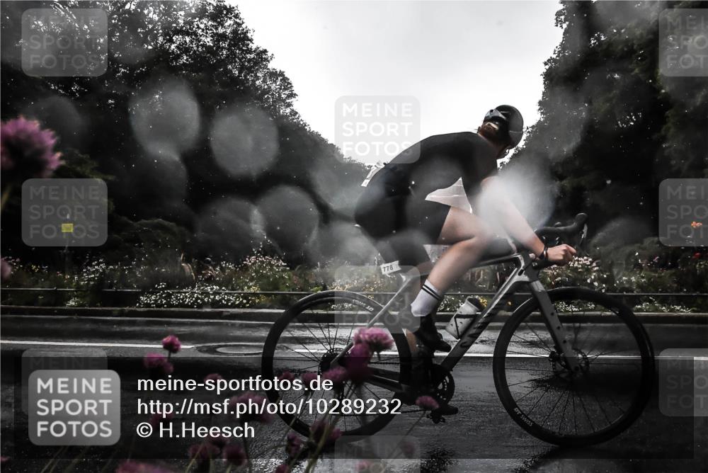 13.09.2026 - Stadtparktriathlon H.Heesch http://msf.ph/oto/10289232 13.09.2026 11:42:27 Radfahren 722, 778, 780, 862, 867, 878 meine-sportfotos.de