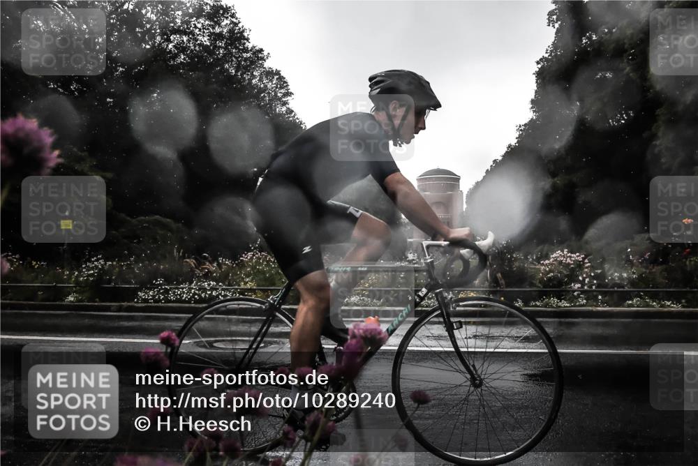 13.09.2026 - Stadtparktriathlon H.Heesch http://msf.ph/oto/10289240 13.09.2026 11:42:29 Radfahren 722, 778, 780, 821, 862, 867, 878, 879 meine-sportfotos.de