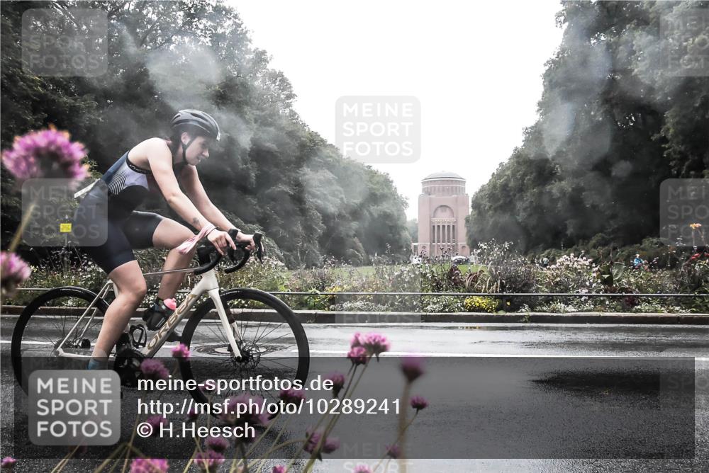 13.09.2026 - Stadtparktriathlon H.Heesch http://msf.ph/oto/10289241 13.09.2026 12:52:37 Radfahren 1075, 1100, 1203, 1209, 1230 meine-sportfotos.de