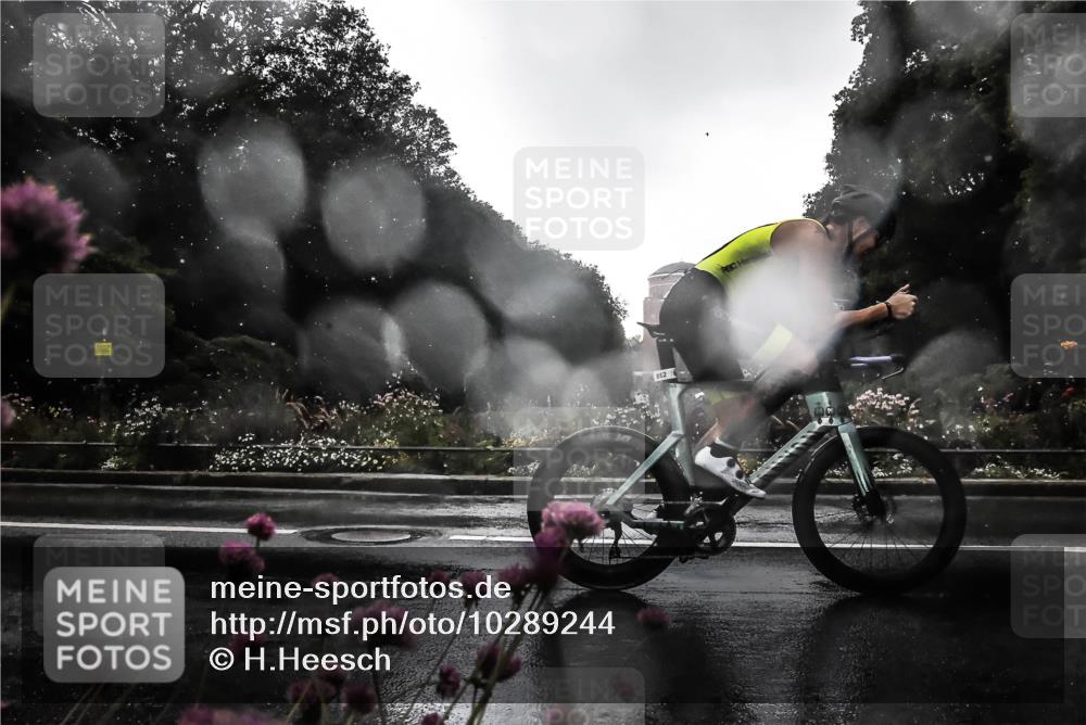 13.09.2026 - Stadtparktriathlon H.Heesch http://msf.ph/oto/10289244 13.09.2026 11:42:31 Radfahren 722, 821, 862, 878, 879, 920 meine-sportfotos.de