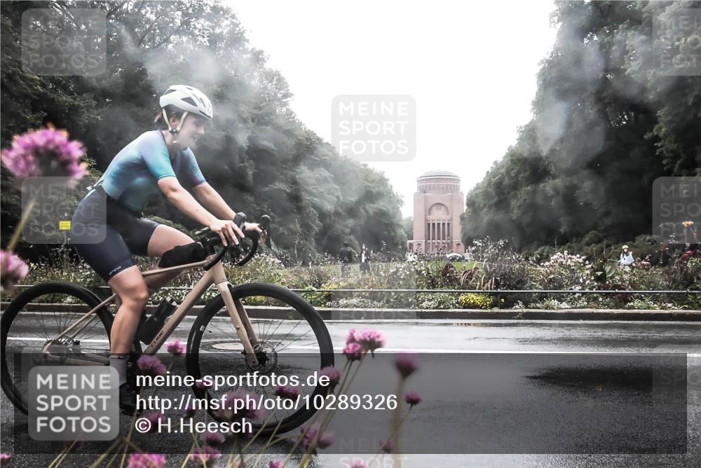 13.09.2026 - Stadtparktriathlon H.Heesch http://msf.ph/oto/10289326 13.09.2026 12:53:36 Radfahren 1280 meine-sportfotos.de