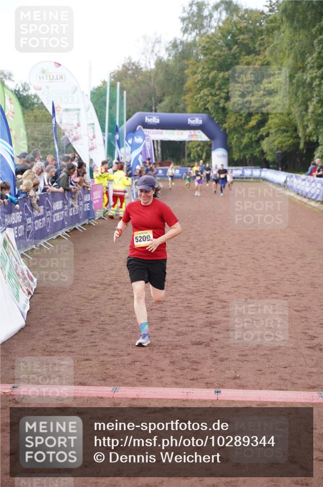 13.09.2026 - Airport Race Dennis Weichert http://msf.ph/oto/10289344 13.09.2026 10:30:57 Ziel  meine-sportfotos.de