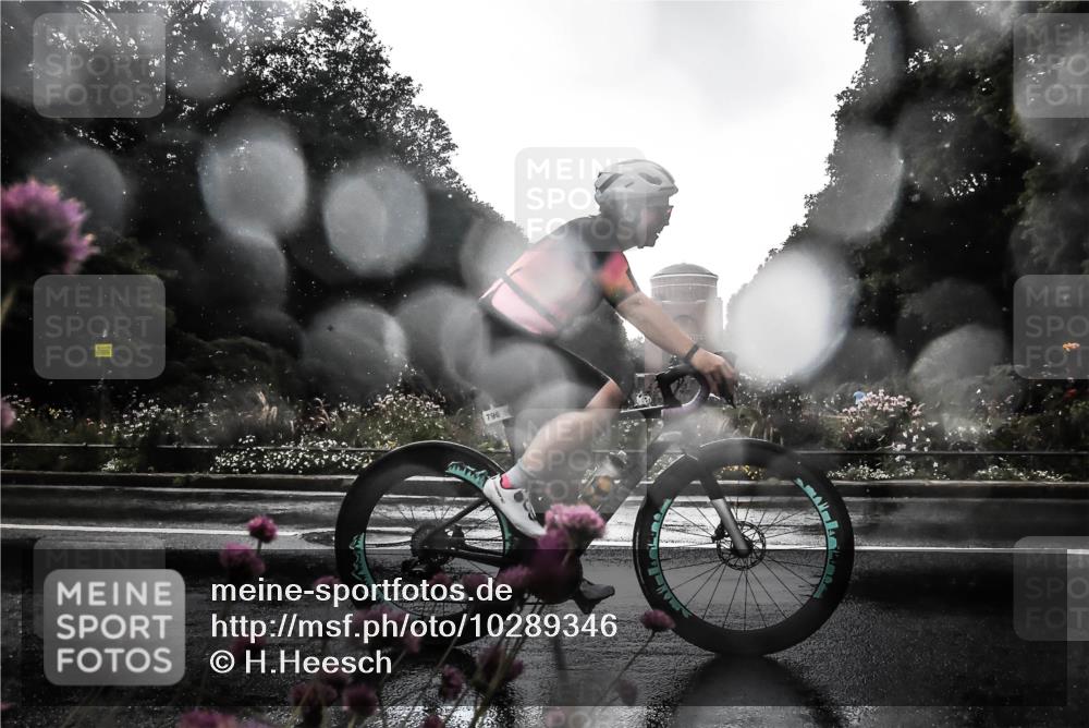 13.09.2026 - Stadtparktriathlon H.Heesch http://msf.ph/oto/10289346 13.09.2026 11:43:34 Radfahren 796, 812, 847, 937 meine-sportfotos.de