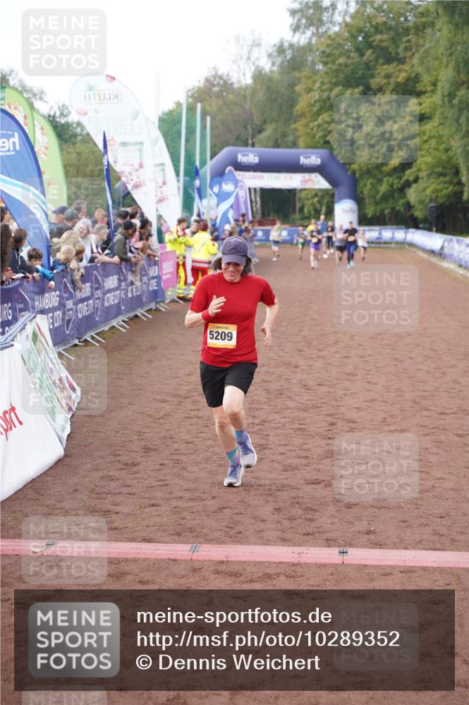 13.09.2026 - Airport Race Dennis Weichert http://msf.ph/oto/10289352 13.09.2026 10:30:57 Ziel  meine-sportfotos.de