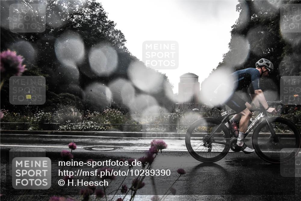 13.09.2026 - Stadtparktriathlon H.Heesch http://msf.ph/oto/10289390 13.09.2026 11:44:05 Radfahren 713, 762, 823, 832, 849, 886, 894, 904, 928, 963 meine-sportfotos.de