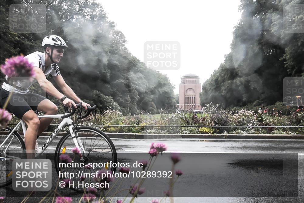 13.09.2026 - Stadtparktriathlon H.Heesch http://msf.ph/oto/10289392 13.09.2026 12:54:11 Radfahren 1137, 1138, 1211, 1289 meine-sportfotos.de