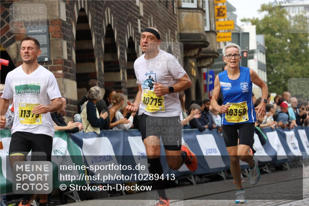 13.09.2026 - 21. swb-Marathon Bremen Strokosch-Dieckow http://msf.ph/oto/10289413 13.09.2026 10:42:37 Ziel 11375, 11630, 11895, 12395, 12525, 13585, 10235, 10312, 10816, 12281 meine-sportfotos.de
