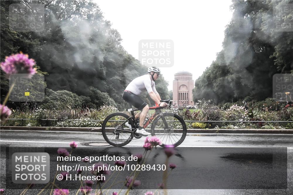 13.09.2026 - Stadtparktriathlon H.Heesch http://msf.ph/oto/10289430 13.09.2026 12:54:19 Radfahren 1140, 1170, 1189, 1204, 1242, 1273, 1400 meine-sportfotos.de
