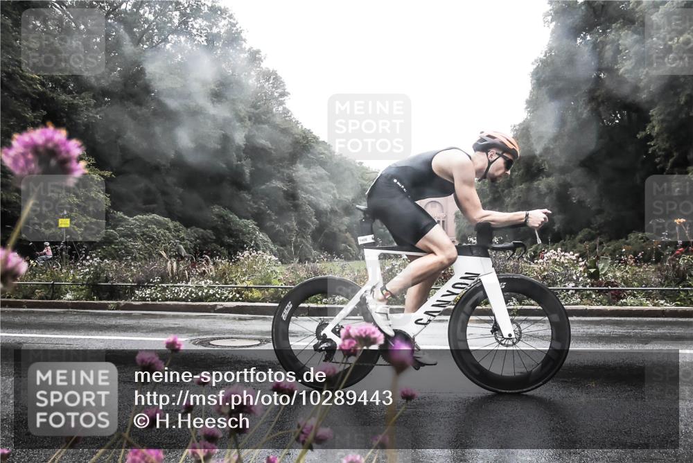 13.09.2026 - Stadtparktriathlon H.Heesch http://msf.ph/oto/10289443 13.09.2026 12:54:23 Radfahren 1087, 1189, 1193, 1273, 1299, 1400 meine-sportfotos.de