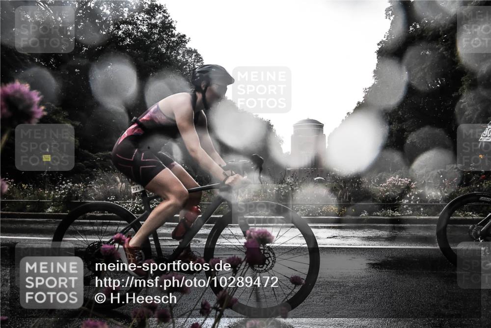 13.09.2026 - Stadtparktriathlon H.Heesch http://msf.ph/oto/10289472 13.09.2026 11:44:27 Radfahren 721, 830, 902 meine-sportfotos.de