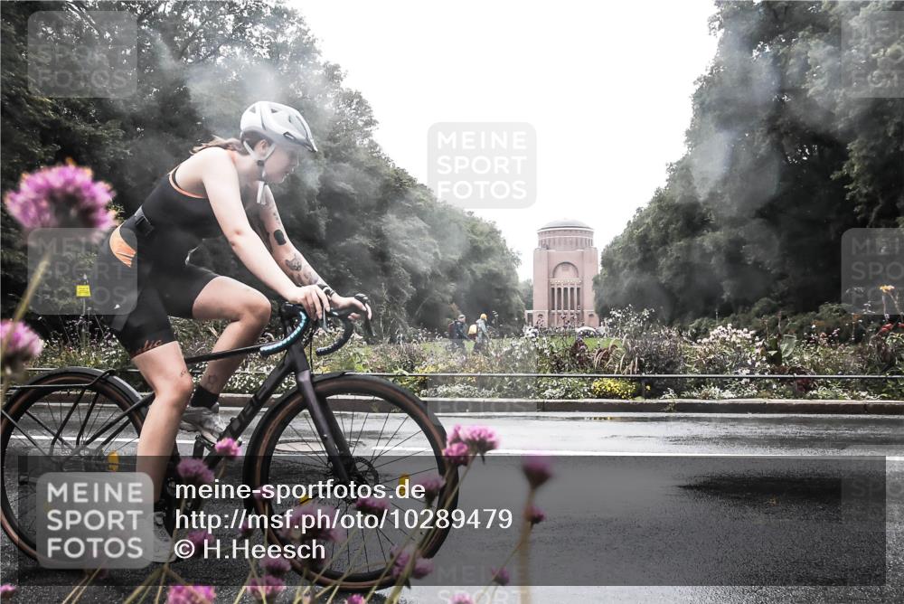 13.09.2026 - Stadtparktriathlon H.Heesch http://msf.ph/oto/10289479 13.09.2026 12:54:40 Radfahren 1101, 1304, 1308 meine-sportfotos.de