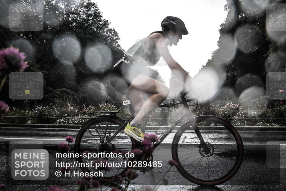 13.09.2026 - Stadtparktriathlon H.Heesch http://msf.ph/oto/10289485 13.09.2026 11:44:34 Radfahren 760, 798, 911 meine-sportfotos.de