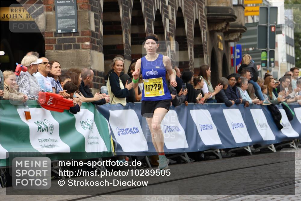 13.09.2026 - 21. swb-Marathon Bremen Strokosch-Dieckow http://msf.ph/oto/10289505 13.09.2026 10:42:43 Ziel 10358, 10632, 10775, 11375, 11630, 11895, 12395, 12525, 10235, 10816, 10988, 13580 meine-sportfotos.de