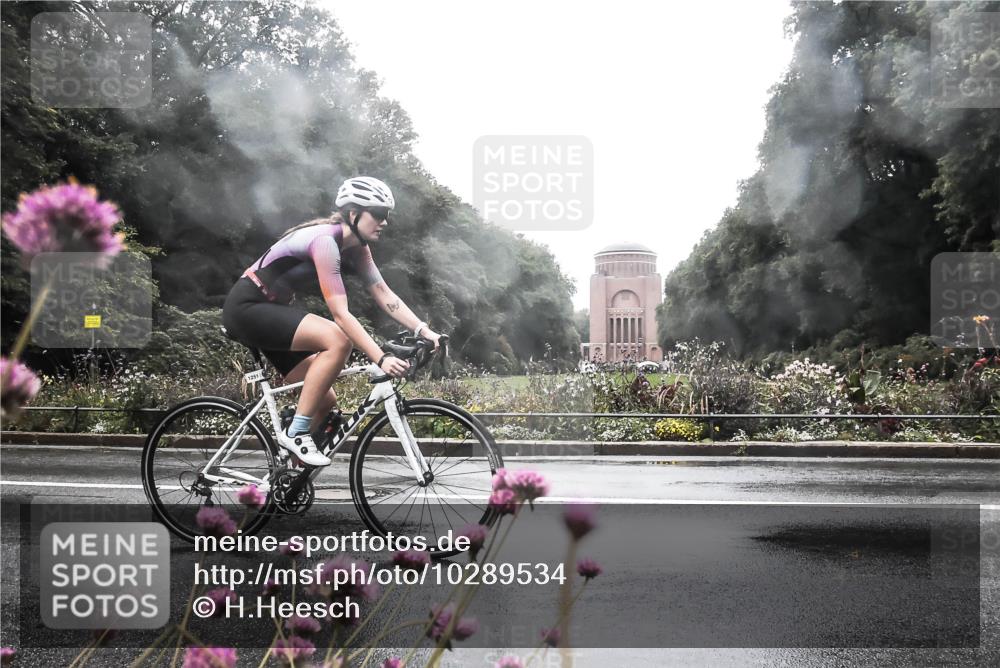 13.09.2026 - Stadtparktriathlon H.Heesch http://msf.ph/oto/10289534 13.09.2026 12:55:12 Radfahren 1251 meine-sportfotos.de