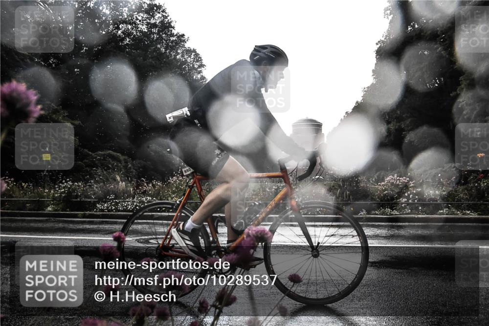13.09.2026 - Stadtparktriathlon H.Heesch http://msf.ph/oto/10289537 13.09.2026 11:44:59 Radfahren 763, 769, 817, 852, 880 meine-sportfotos.de
