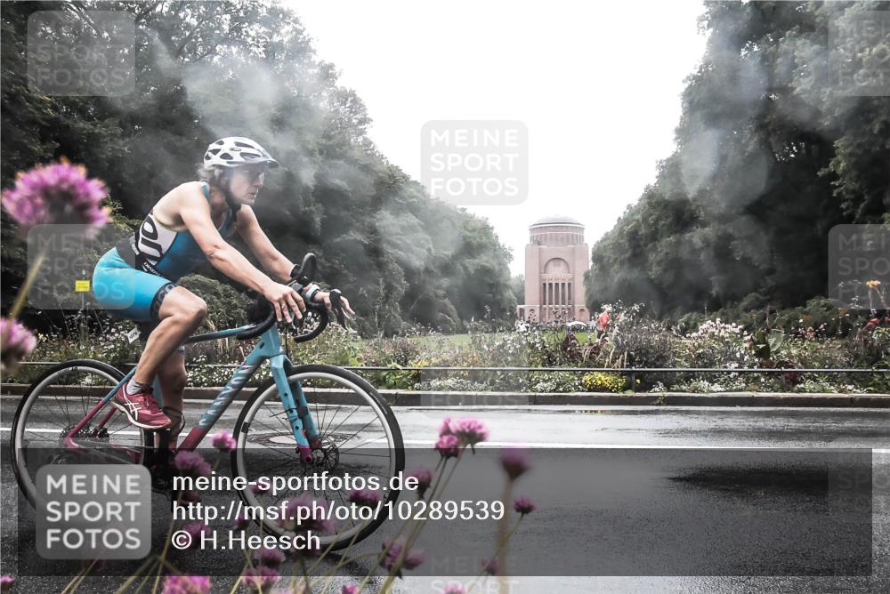 13.09.2026 - Stadtparktriathlon H.Heesch http://msf.ph/oto/10289539 13.09.2026 12:55:17 Radfahren 1072, 1076, 1129, 1218, 1250, 1405 meine-sportfotos.de