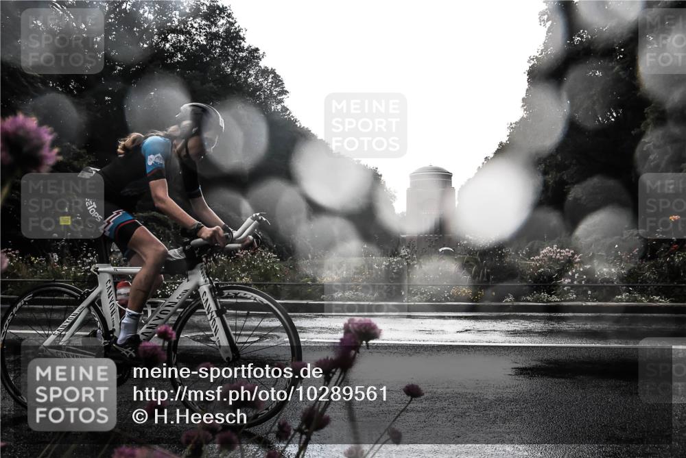 13.09.2026 - Stadtparktriathlon H.Heesch http://msf.ph/oto/10289561 13.09.2026 11:45:29 Radfahren 731, 789 meine-sportfotos.de