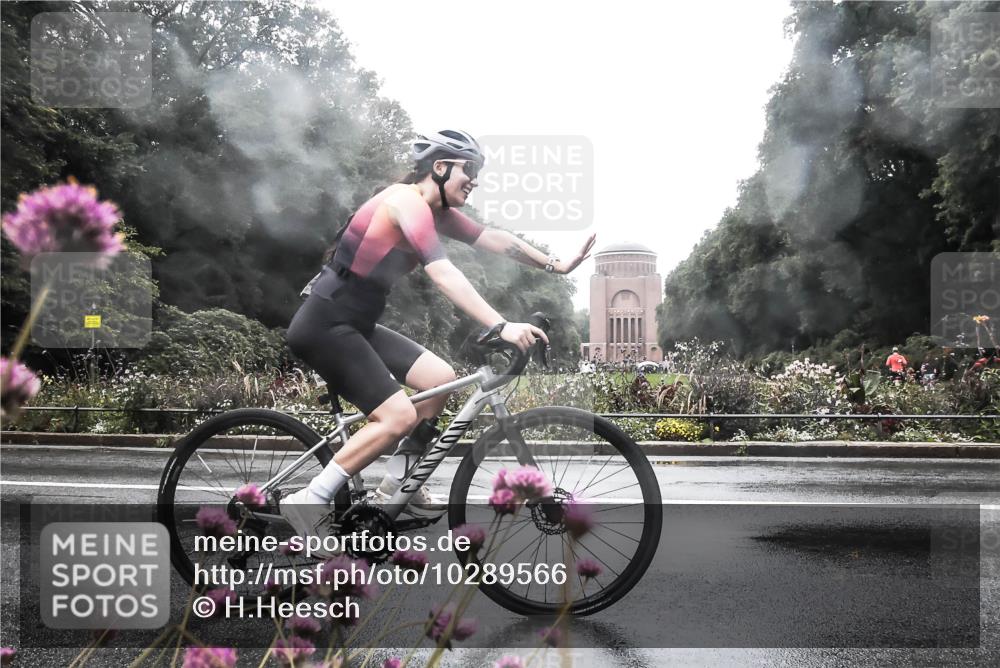 13.09.2026 - Stadtparktriathlon H.Heesch http://msf.ph/oto/10289566 13.09.2026 12:55:21 Radfahren 1072, 1098, 1129, 1218, 1250, 1269, 1405 meine-sportfotos.de