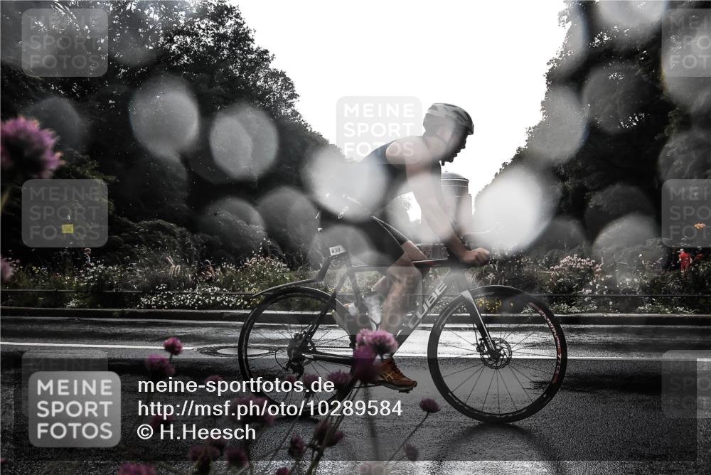 13.09.2026 - Stadtparktriathlon H.Heesch http://msf.ph/oto/10289584 13.09.2026 11:45:43 Radfahren 754, 816, 839 meine-sportfotos.de