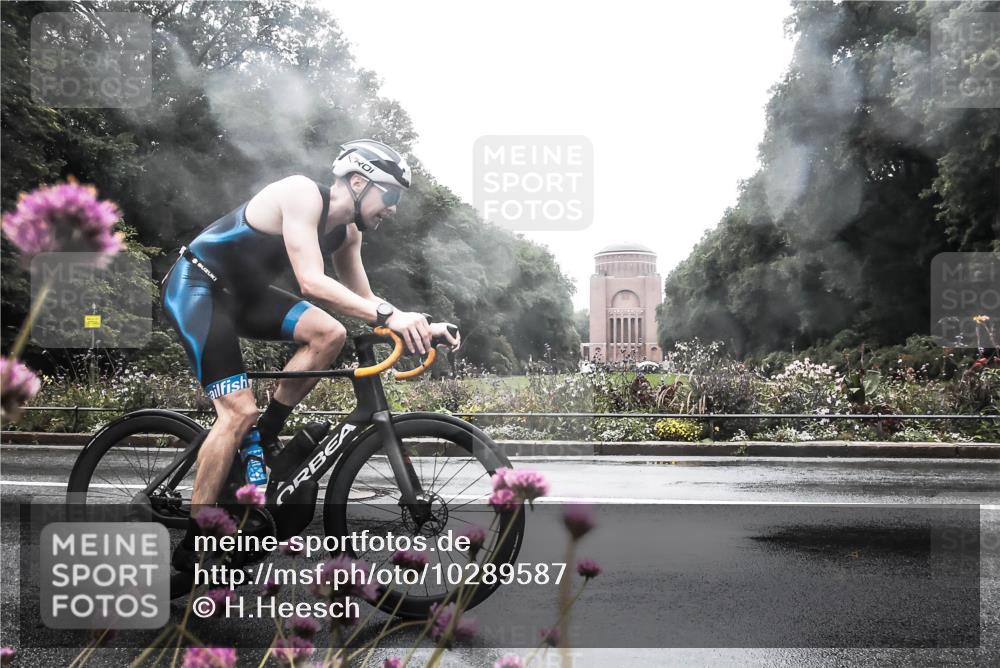 13.09.2026 - Stadtparktriathlon H.Heesch http://msf.ph/oto/10289587 13.09.2026 12:55:39 Radfahren 1133, 1235 meine-sportfotos.de