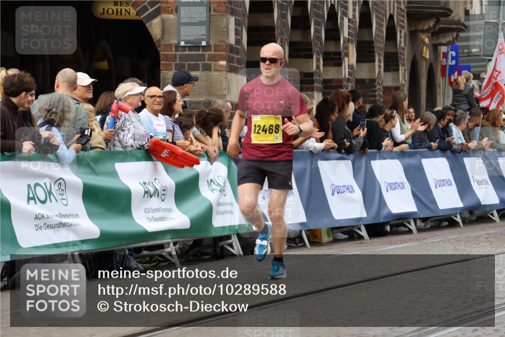 13.09.2026 - 21. swb-Marathon Bremen Strokosch-Dieckow http://msf.ph/oto/10289588 13.09.2026 10:42:05 Ziel 10341, 10972, 11426, 11527, 12246, 12455, 13586, 11630, 11895, 13585 meine-sportfotos.de