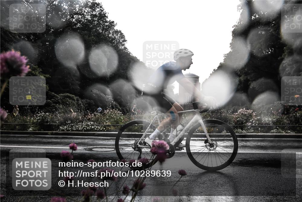 13.09.2026 - Stadtparktriathlon H.Heesch http://msf.ph/oto/10289639 13.09.2026 11:46:14 Radfahren 871, 874, 882, 939, 945 meine-sportfotos.de