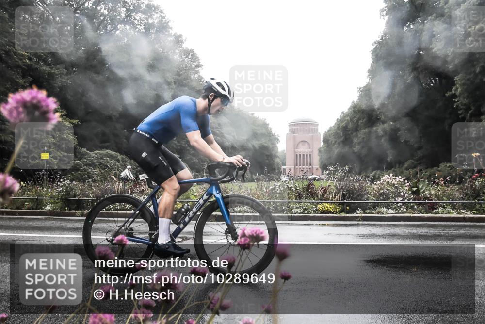 13.09.2026 - Stadtparktriathlon H.Heesch http://msf.ph/oto/10289649 13.09.2026 12:56:30 Radfahren 1164, 1192, 1202, 1208, 1366 meine-sportfotos.de