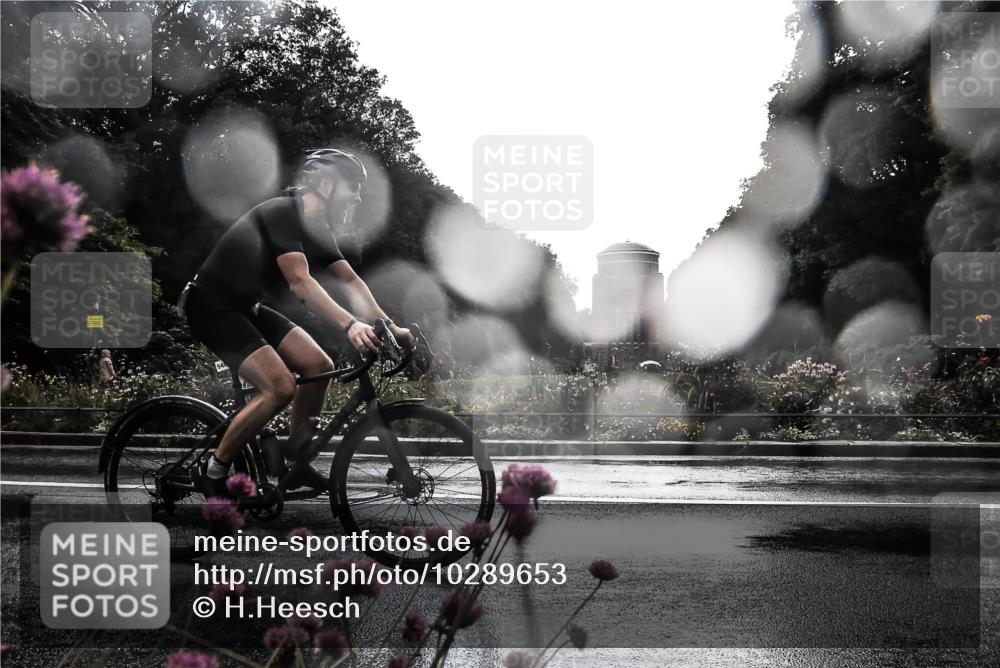 13.09.2026 - Stadtparktriathlon H.Heesch http://msf.ph/oto/10289653 13.09.2026 11:46:19 Radfahren 946 meine-sportfotos.de
