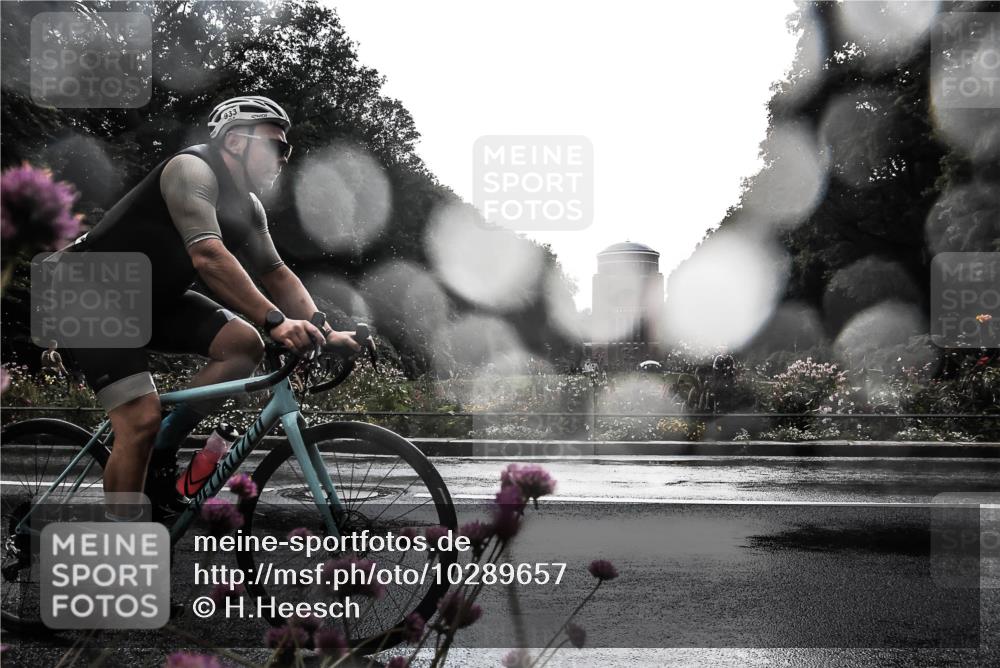 13.09.2026 - Stadtparktriathlon H.Heesch http://msf.ph/oto/10289657 13.09.2026 11:46:32 Radfahren 786, 835, 933 meine-sportfotos.de