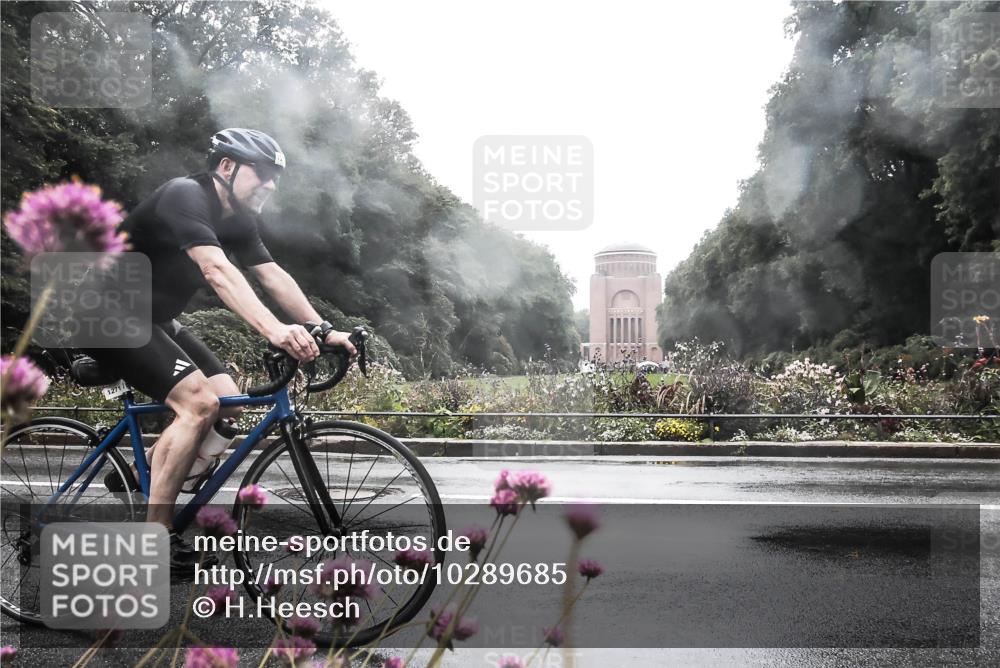 13.09.2026 - Stadtparktriathlon H.Heesch http://msf.ph/oto/10289685 13.09.2026 12:56:38 Radfahren 1123, 1156, 1253, 1271, 1389, 1427 meine-sportfotos.de
