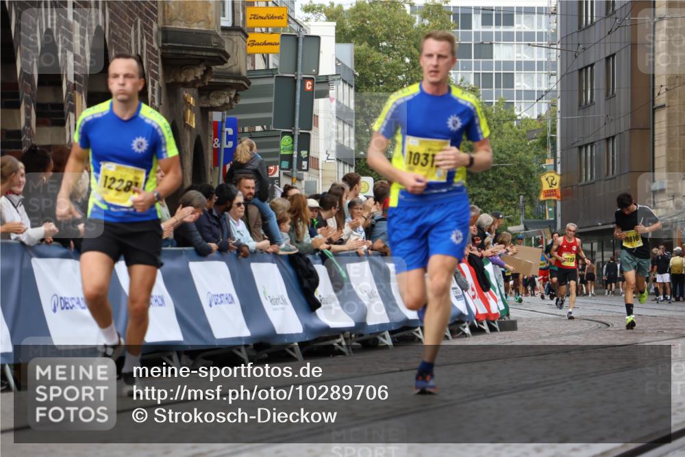 13.09.2026 - 21. swb-Marathon Bremen Strokosch-Dieckow http://msf.ph/oto/10289706 13.09.2026 10:42:48 Ziel 10358, 10632, 10775, 11375, 11630, 11779, 12395, 12525, 10235, 10336, 10988, 11442, 13580 meine-sportfotos.de