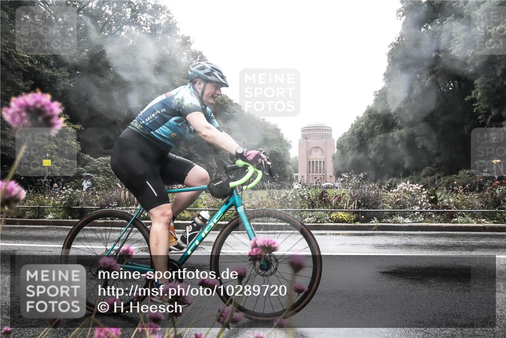 13.09.2026 - Stadtparktriathlon H.Heesch http://msf.ph/oto/10289720 13.09.2026 12:56:49 Radfahren 1083, 1105, 1115, 1163, 1205, 1231 meine-sportfotos.de