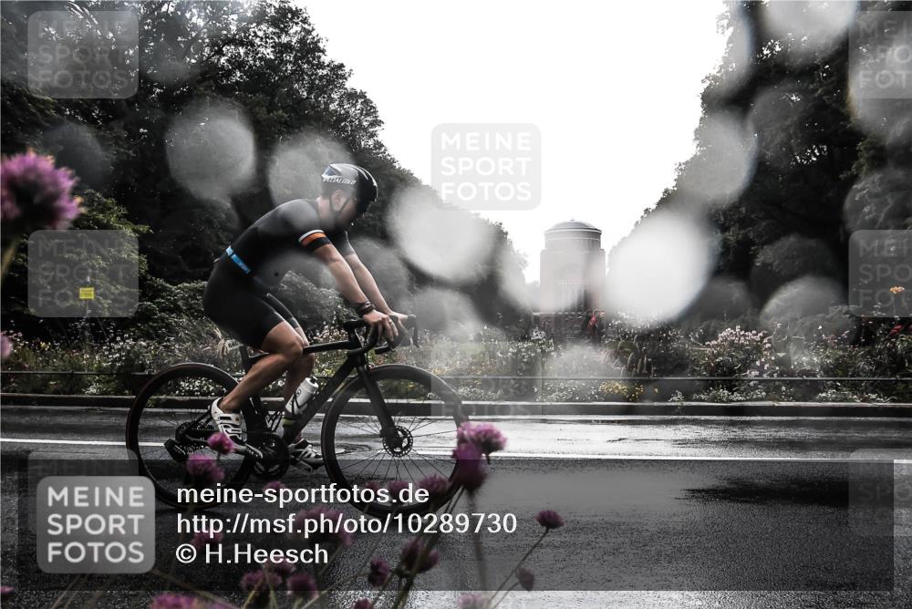 13.09.2026 - Stadtparktriathlon H.Heesch http://msf.ph/oto/10289730 13.09.2026 11:47:34 Radfahren 752, 801, 840 meine-sportfotos.de