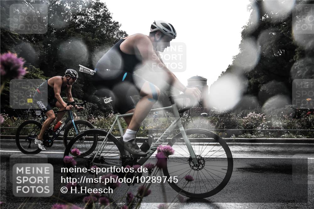 13.09.2026 - Stadtparktriathlon H.Heesch http://msf.ph/oto/10289745 13.09.2026 11:47:45 Radfahren 736, 740, 776, 779, 818, 831, 865, 873, 885, 948 meine-sportfotos.de