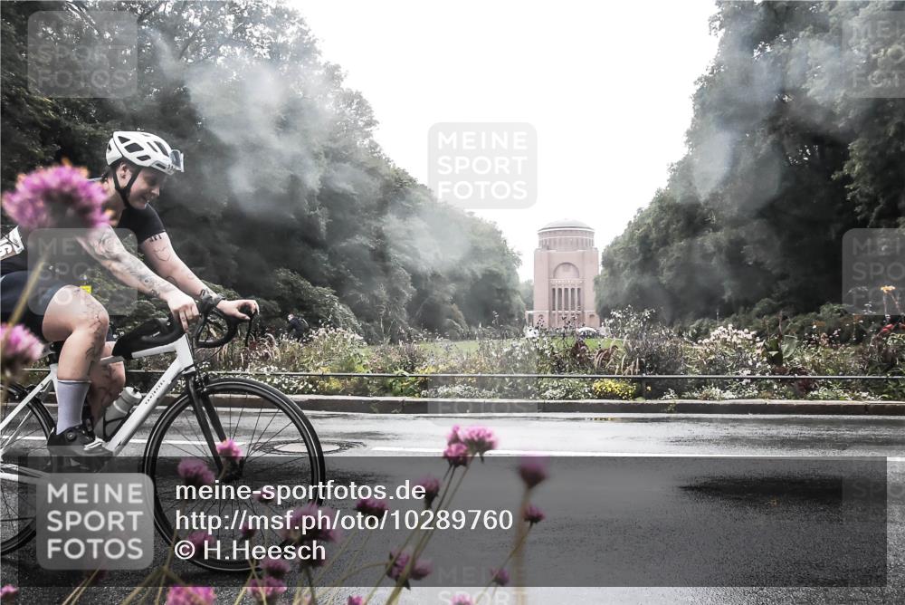 13.09.2026 - Stadtparktriathlon H.Heesch http://msf.ph/oto/10289760 13.09.2026 12:57:00 Radfahren 1109, 1146, 1196 meine-sportfotos.de
