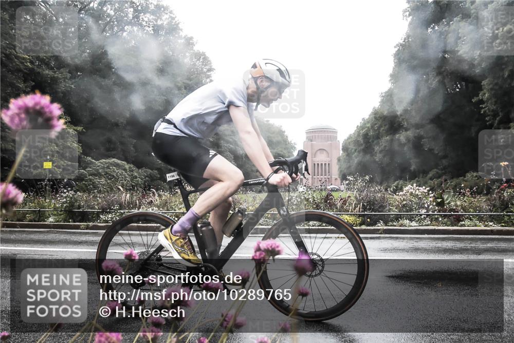 13.09.2026 - Stadtparktriathlon H.Heesch http://msf.ph/oto/10289765 13.09.2026 12:57:02 Radfahren 1109, 1146, 1196 meine-sportfotos.de
